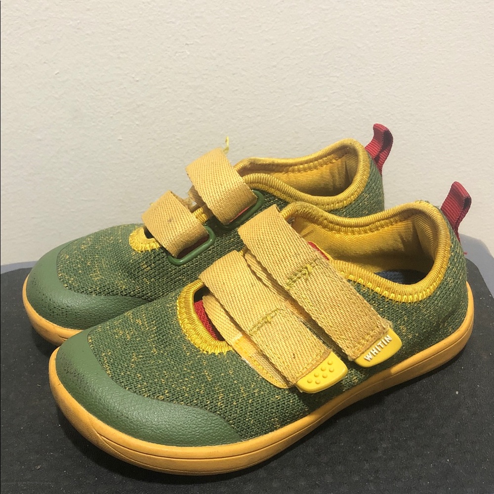 Whitin Vibrant Toddler Boy or Girls Green and Yellow Kids Shoes Size 30/12.5US
